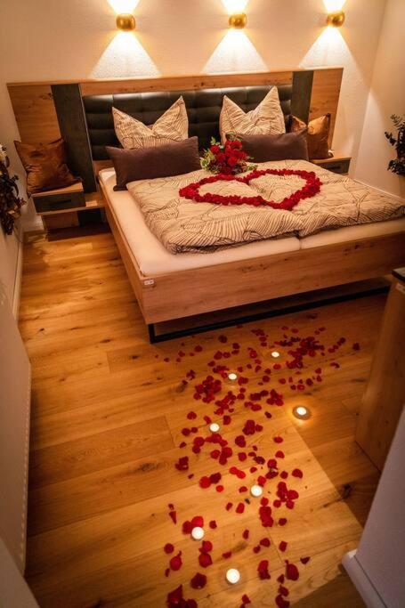 Chalet Vitaspa - Whirlpool & Sauna Privatspa ペグニッツ エクステリア 写真