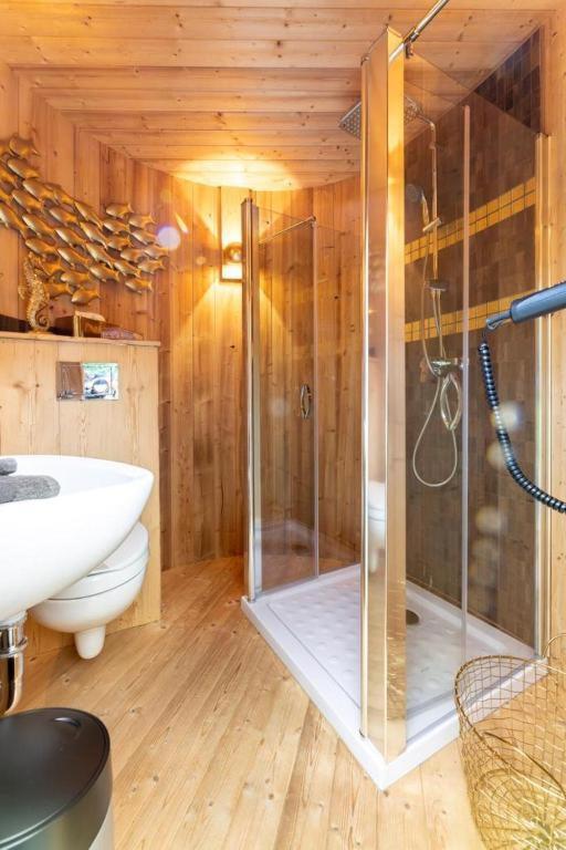 Chalet Vitaspa - Whirlpool & Sauna Privatspa ペグニッツ エクステリア 写真