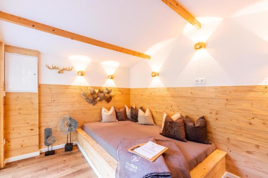 Chalet Vitaspa - Whirlpool & Sauna Privatspa ペグニッツ エクステリア 写真