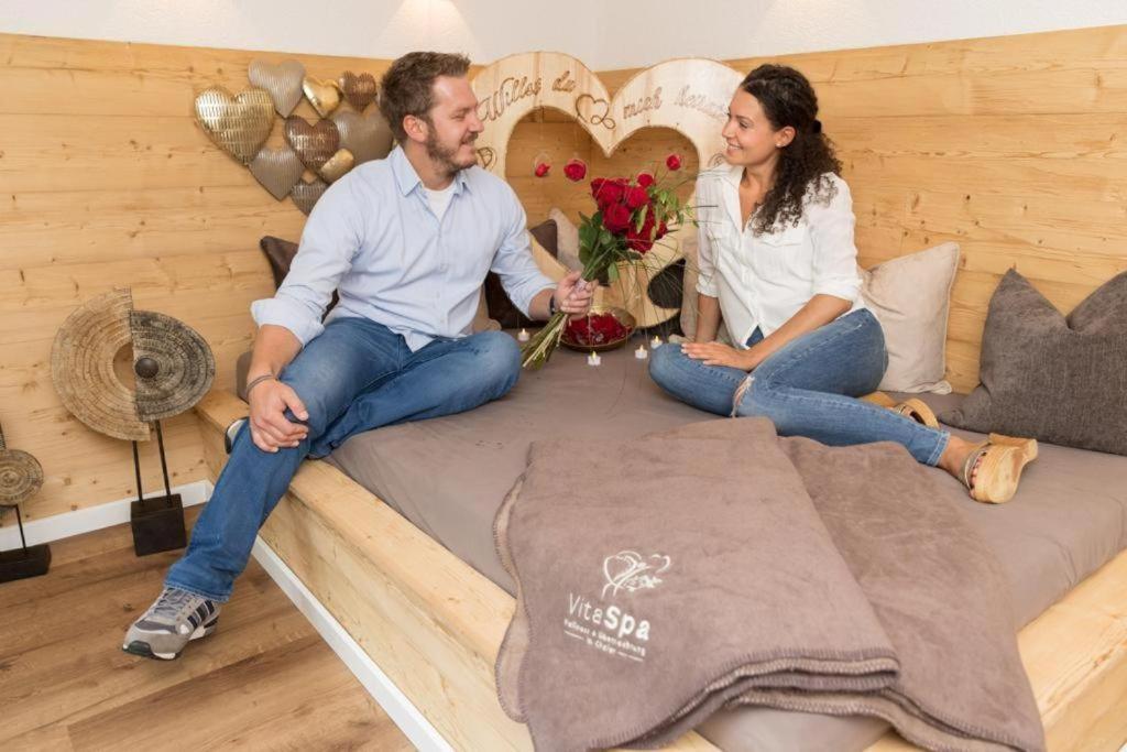 Chalet Vitaspa - Whirlpool & Sauna Privatspa ペグニッツ エクステリア 写真